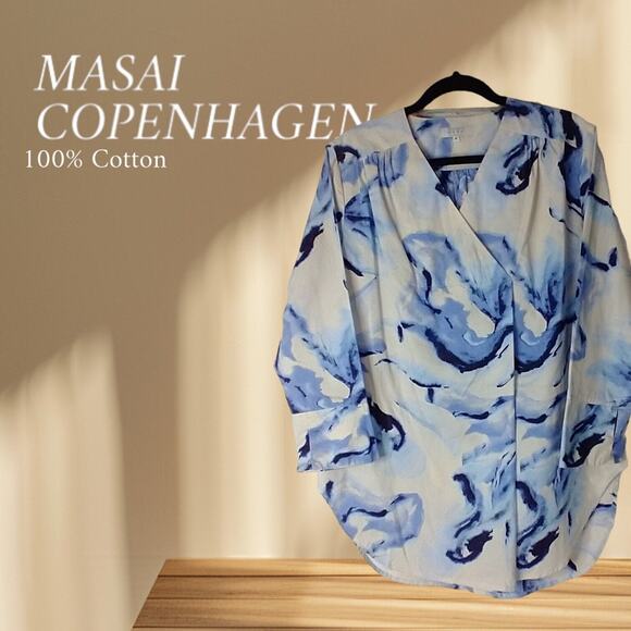 Masai Copenhagen Gilze Tunic Blouse Powder Blue V-Neck Size Medium Watercolor - Picture 1 of 8